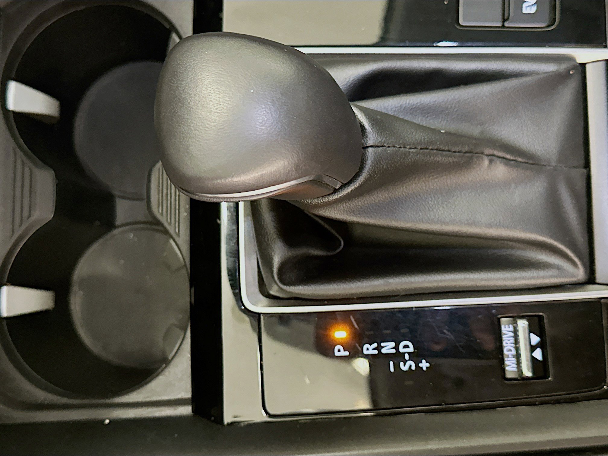 Used 2025 MAZDA CX-50 AWD 2.5 Hybrid w/ Premium Pkg image 25