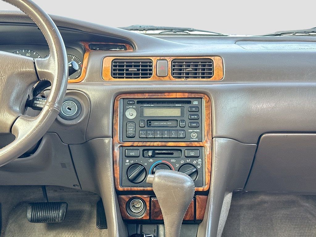 Used 1999 Toyota Camry CE image 23