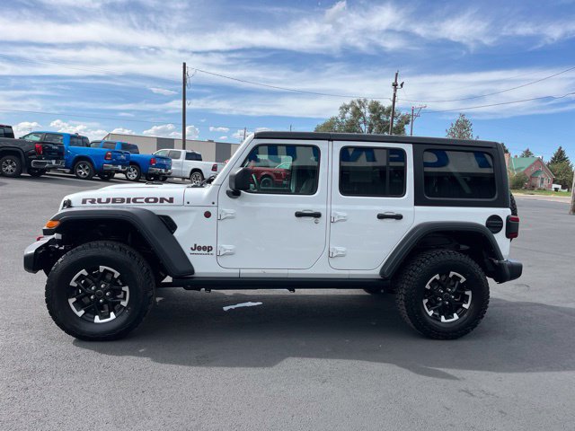 Used 2025 Jeep Wrangler Unlimited Rubicon AWD/4WD image 9