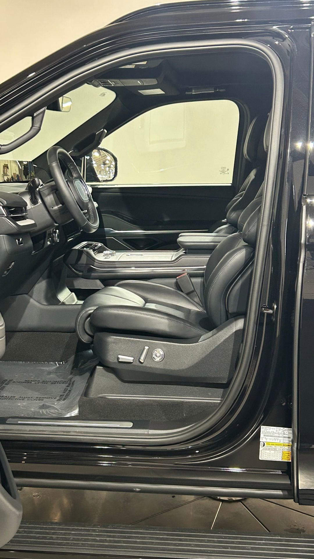 New 2026 Lincoln Navigator L Reserve AWD/4WD image 43