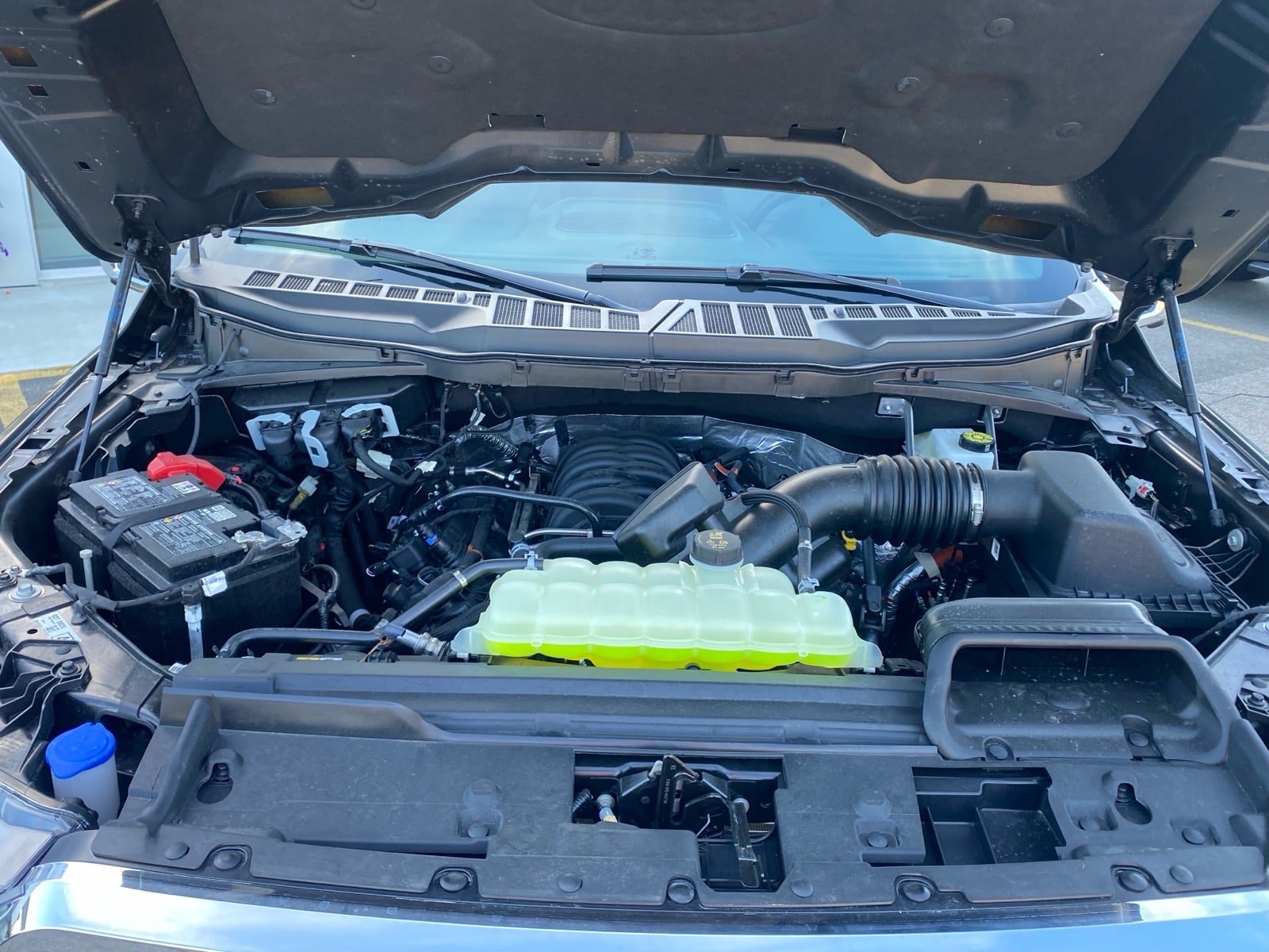 Used 2026 Ford F150 Lariat w/ Equipment Group 501A Mid RWD image 31