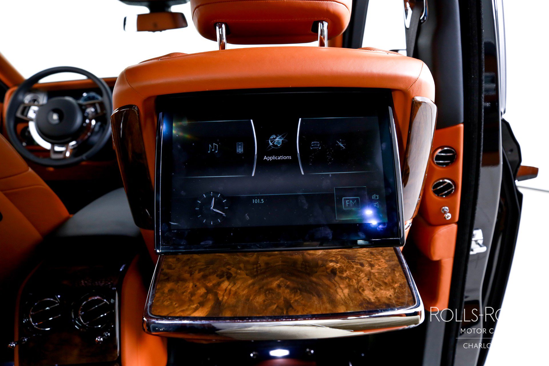 Used 2018 Rolls-Royce Phantom Sedan image 30