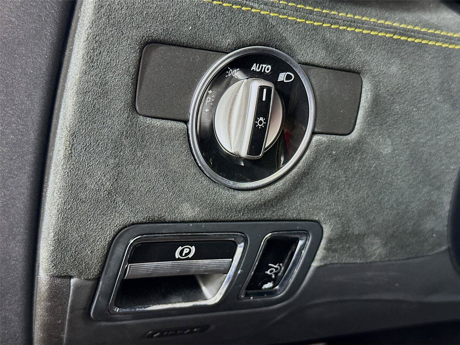 Used 2020 Mercedes-Benz AMG GT R w/ Exclusive Interior Package image 6