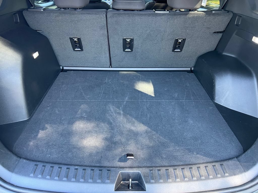 Used 2026 Chevrolet Equinox LT AWD/4WD image 16