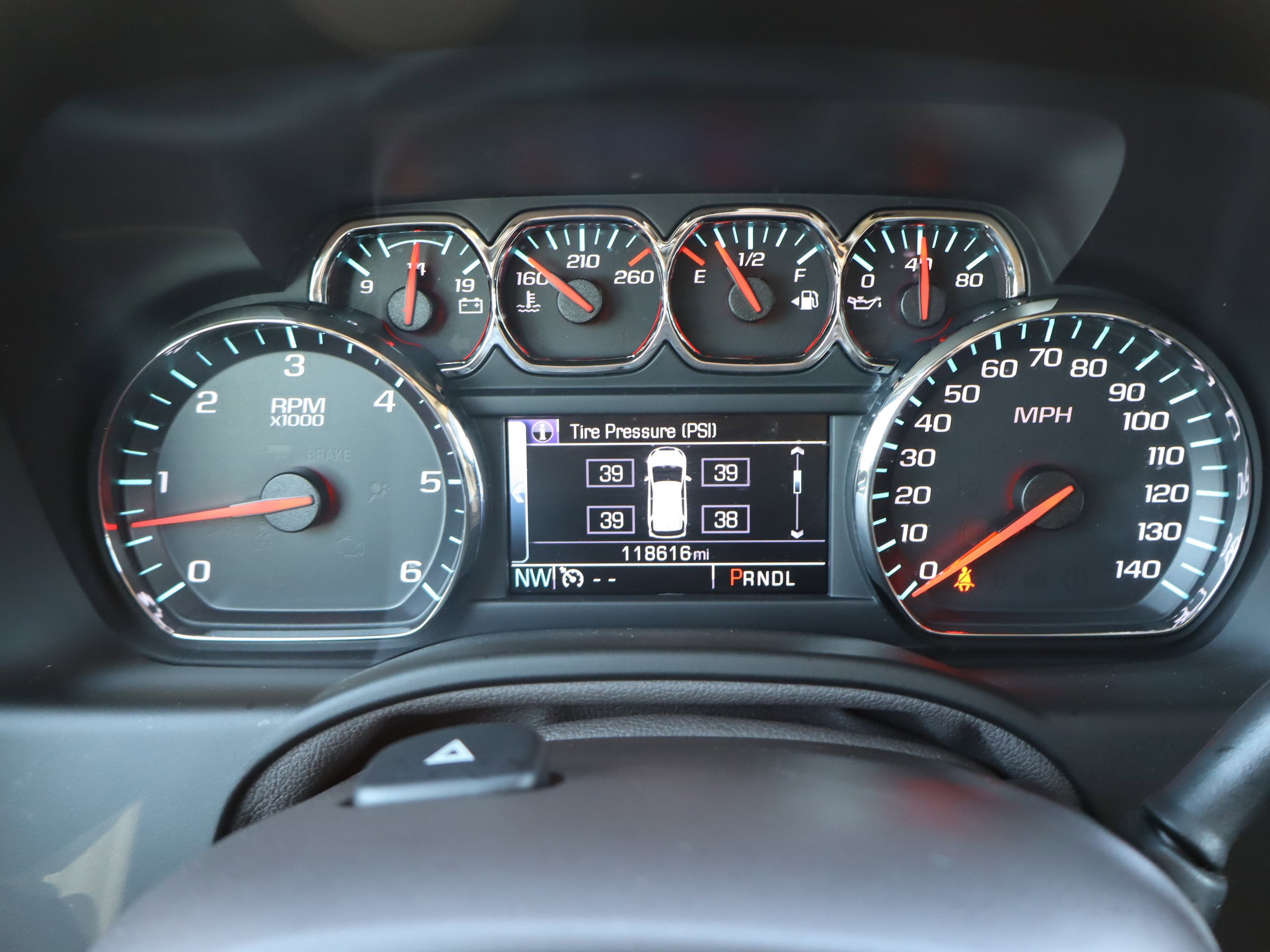 Used 2017 Chevrolet Suburban LT AWD/4WD image 26