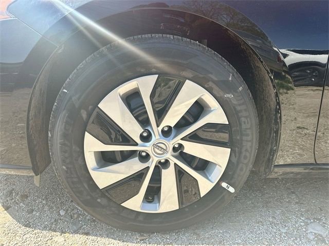 Used 2025 Nissan Altima 2.5 S image 20