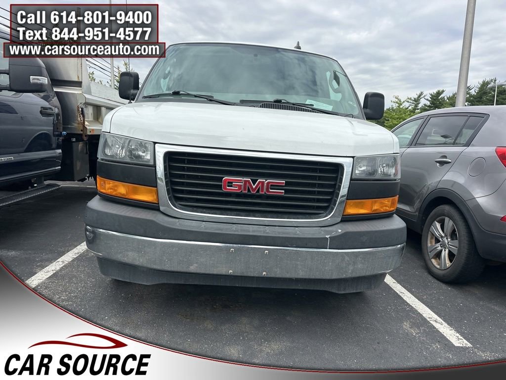 Used 2019 GMC Savana 2500 w/ Driver Convenience Package RWD image 2