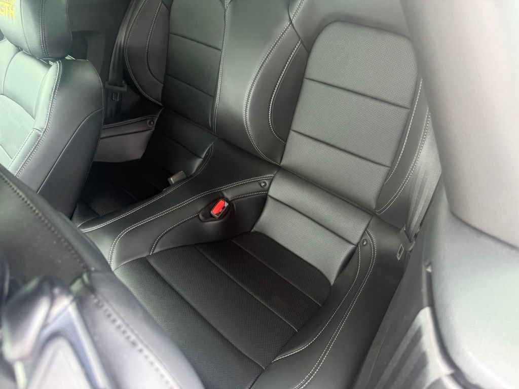 Used 2022 Ford Mustang GT Premium w/ GT Performance Package RWD image 41