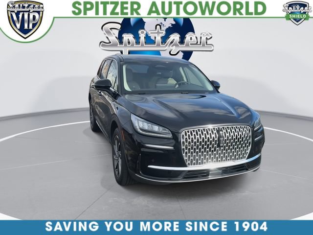 Used 2023 Lincoln Corsair AWD w/ Equipment Group 101A image 3