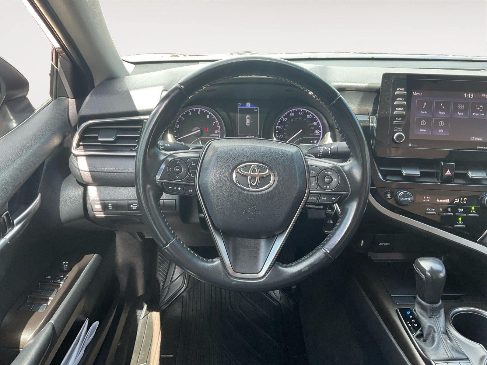 Used 2022 Toyota Camry SE FWD image 12