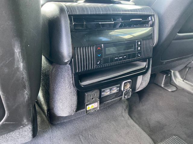 Used 2023 Jeep Wagoneer Series III w/ Preferred Equipment Group AWD/4WD image 20