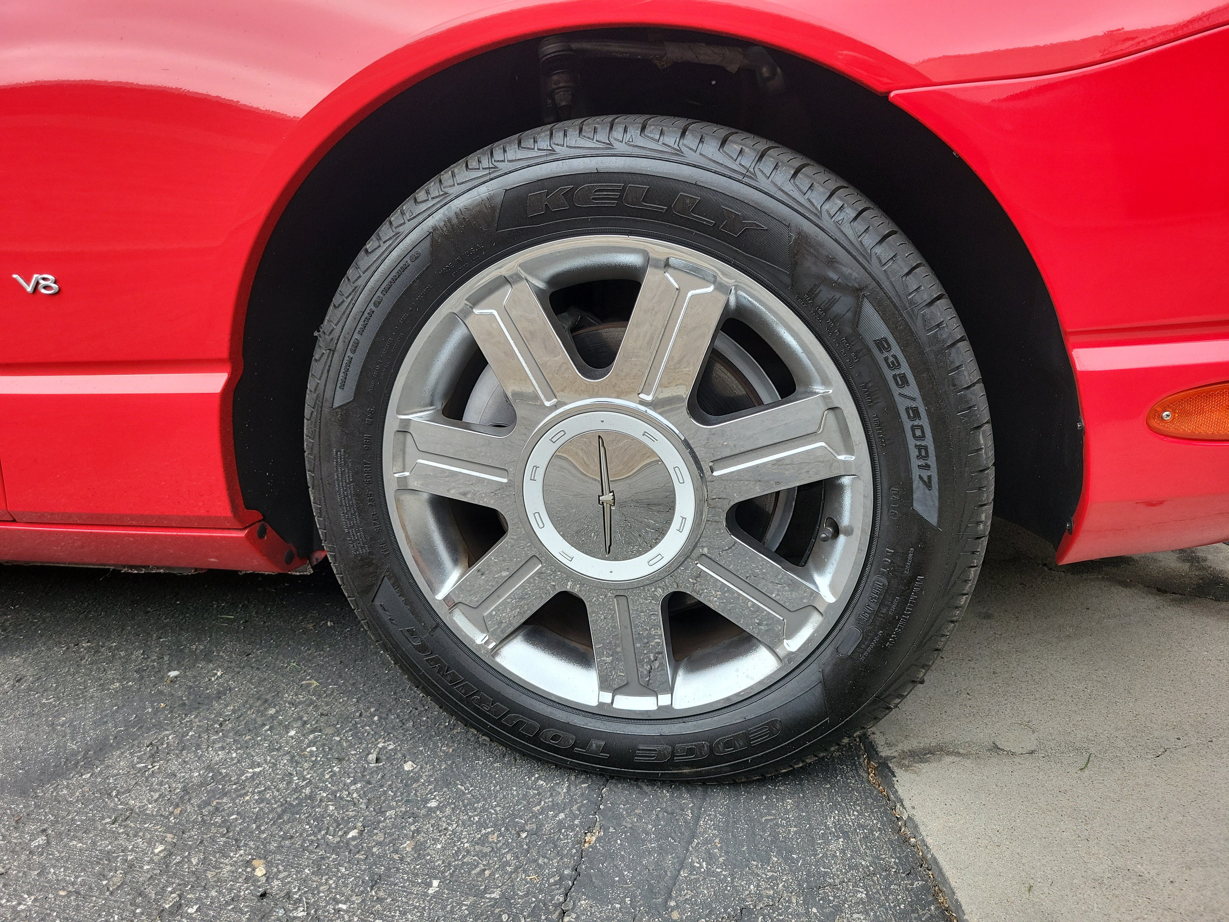 Used 2004 Ford Thunderbird RWD image 13