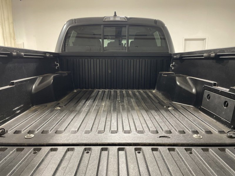 Used 2020 Toyota Tacoma SR image 8