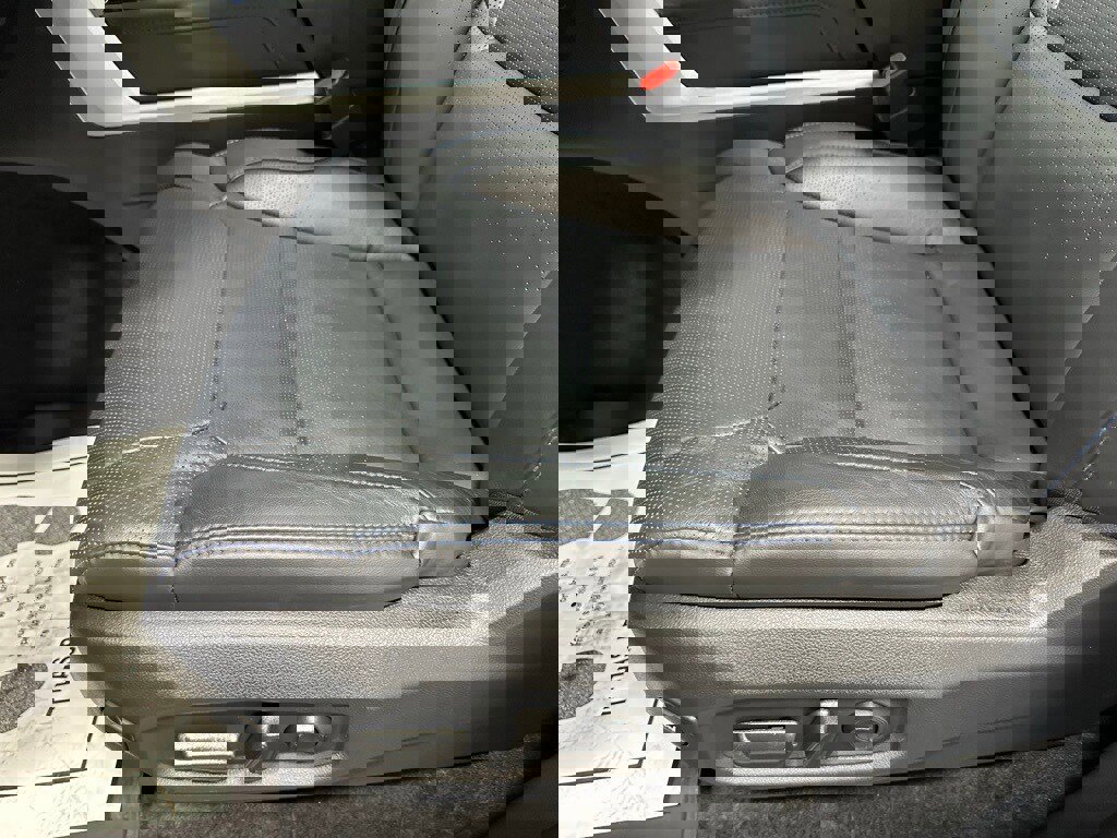 Used 2025 Toyota Tundra Platinum image 14