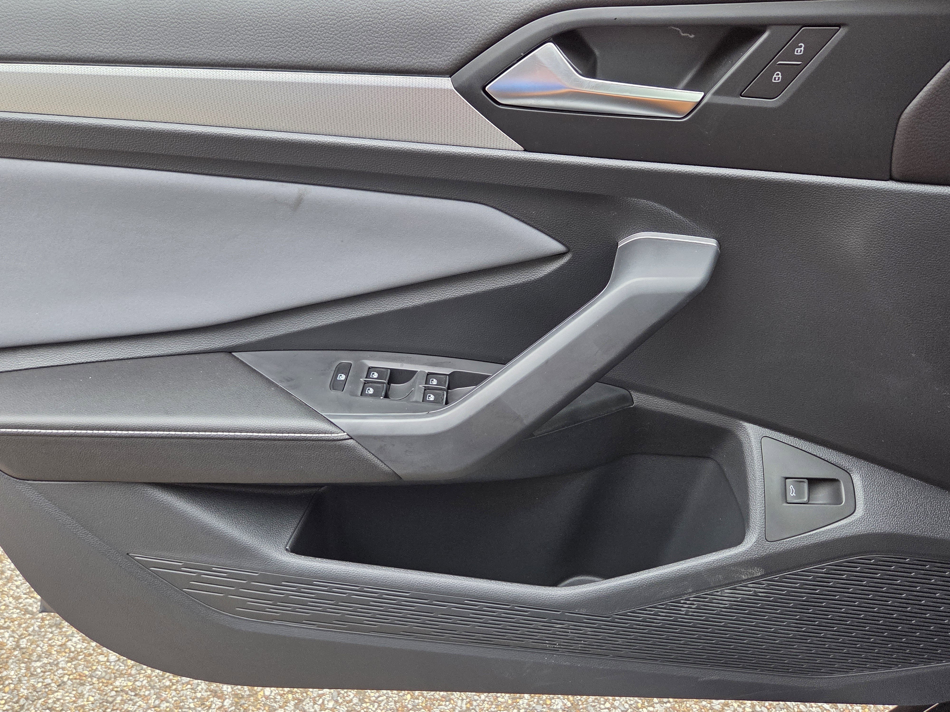 New 2026 Volkswagen Jetta SE image 9