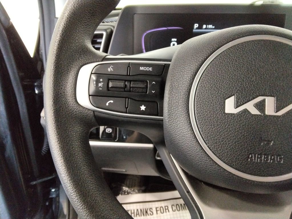 Used 2024 Kia Sportage LX image 13