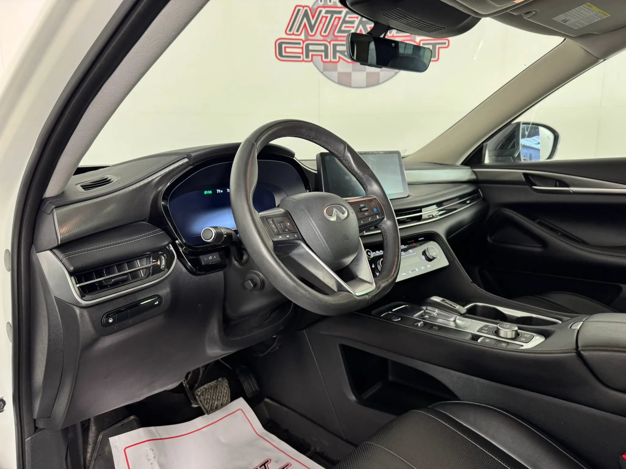 Used 2024 INFINITI QX60 Luxe AWD/4WD image 10