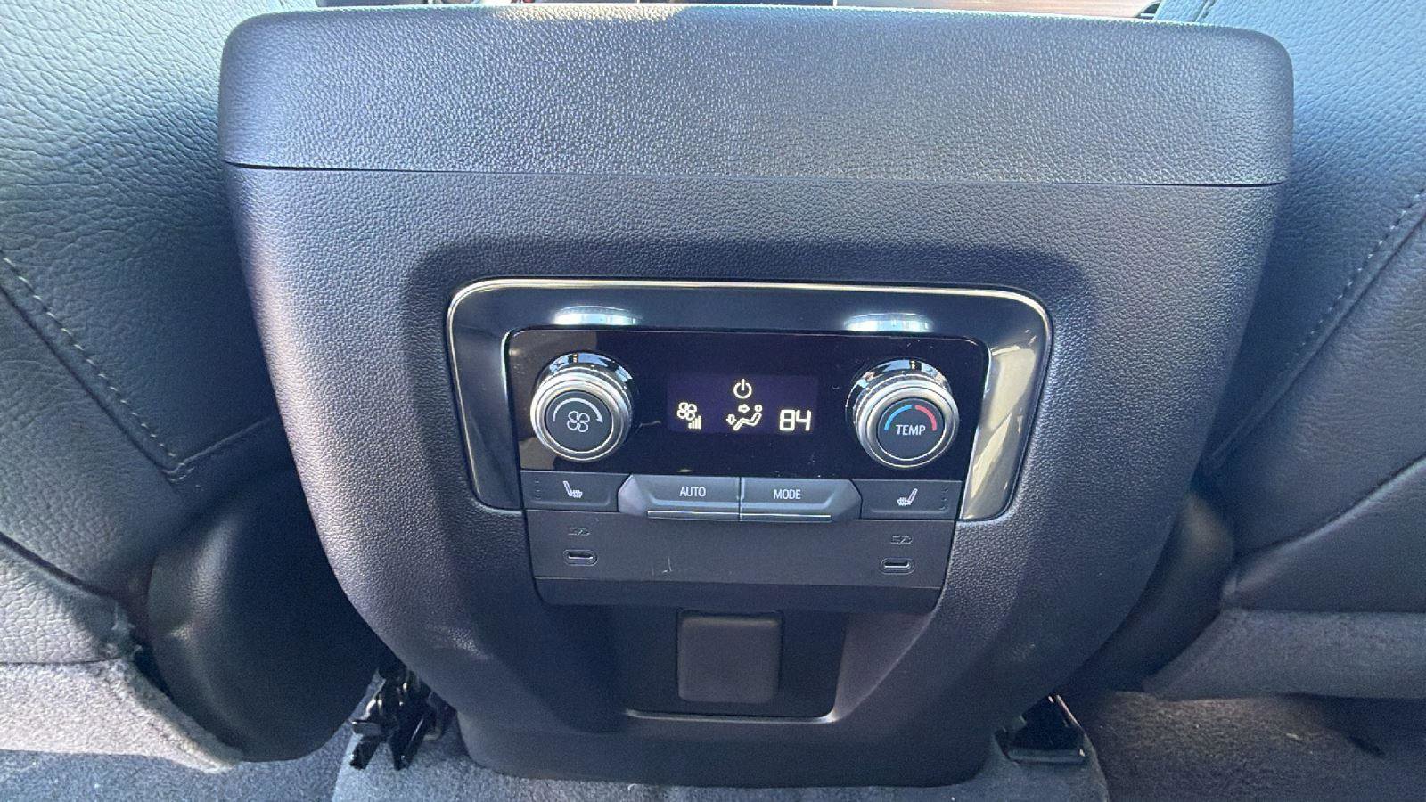 New 2025 GMC Yukon XL Denali w/ Sun & Power Step Package image 28