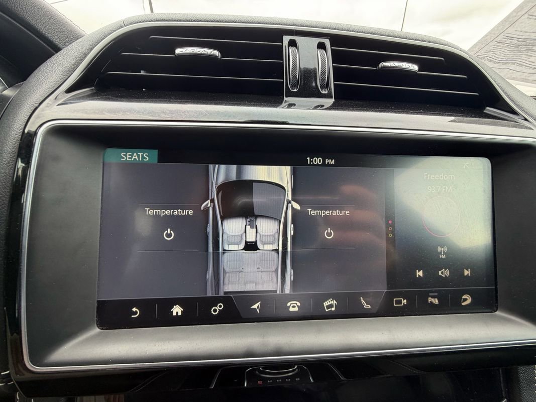 Used 2019 Jaguar F-PACE S image 27