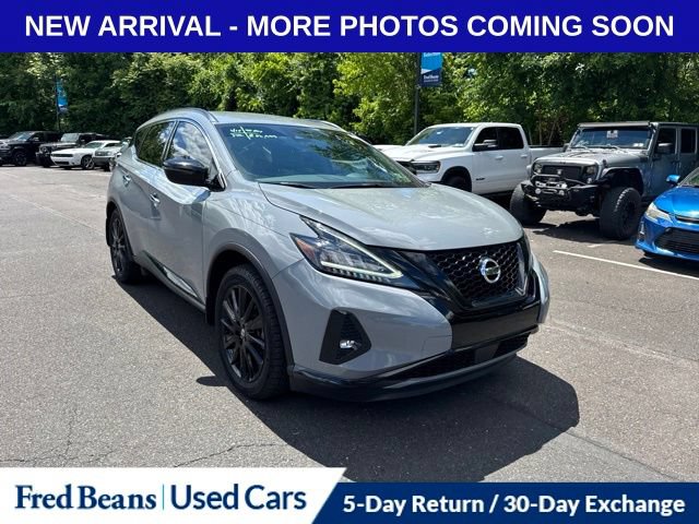 Used 2022 Nissan Murano SV w/ SV Midnight Edition Package FWD image 1