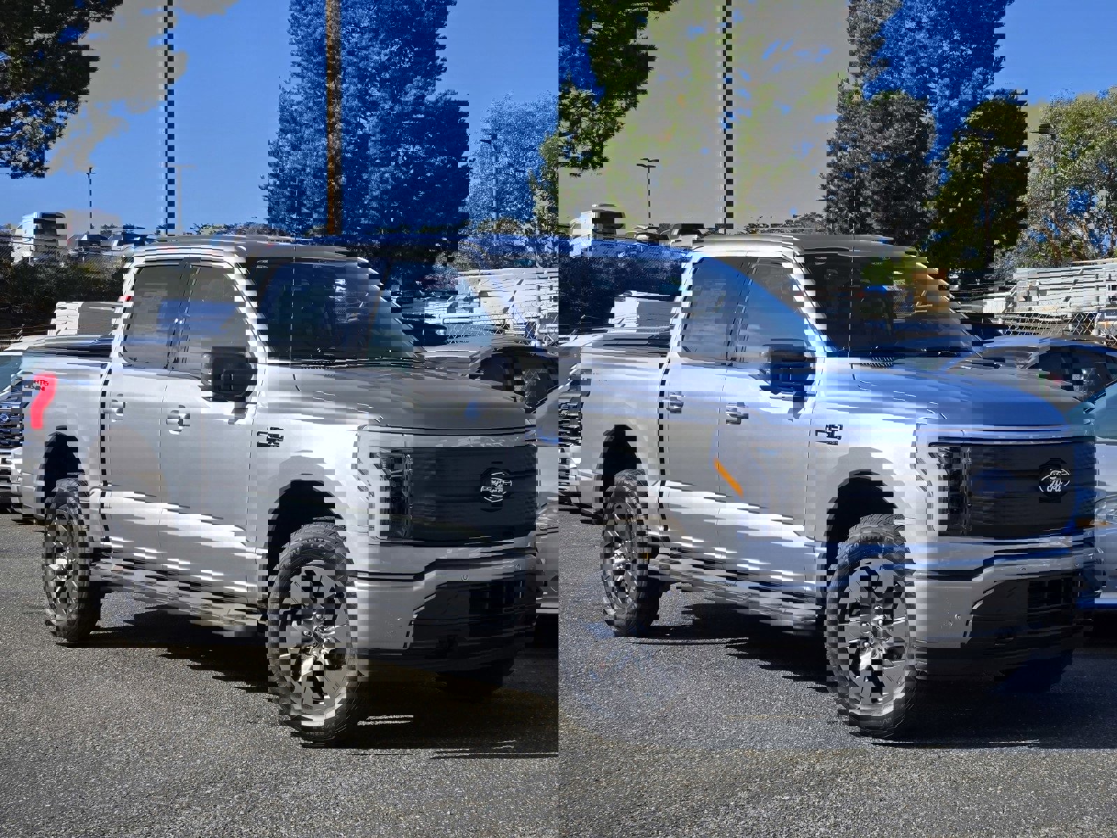 New 2025 Ford F150 Lightning Flash image 2