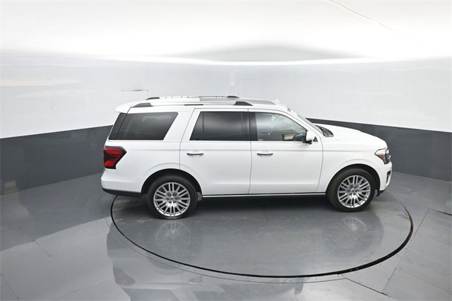 Used 2023 Ford Expedition Limited image 24