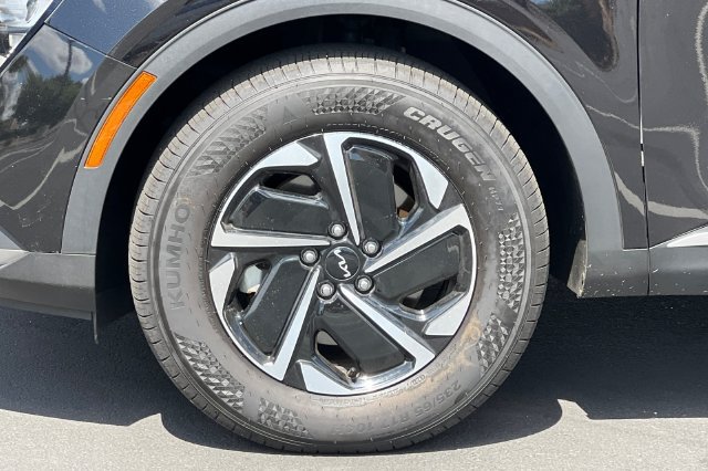 Used 2023 Kia Sportage LX AWD/4WD image 32