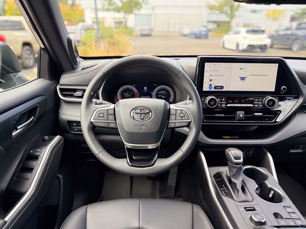 Certified 2026 Toyota Highlander XSE AWD/4WD image 26