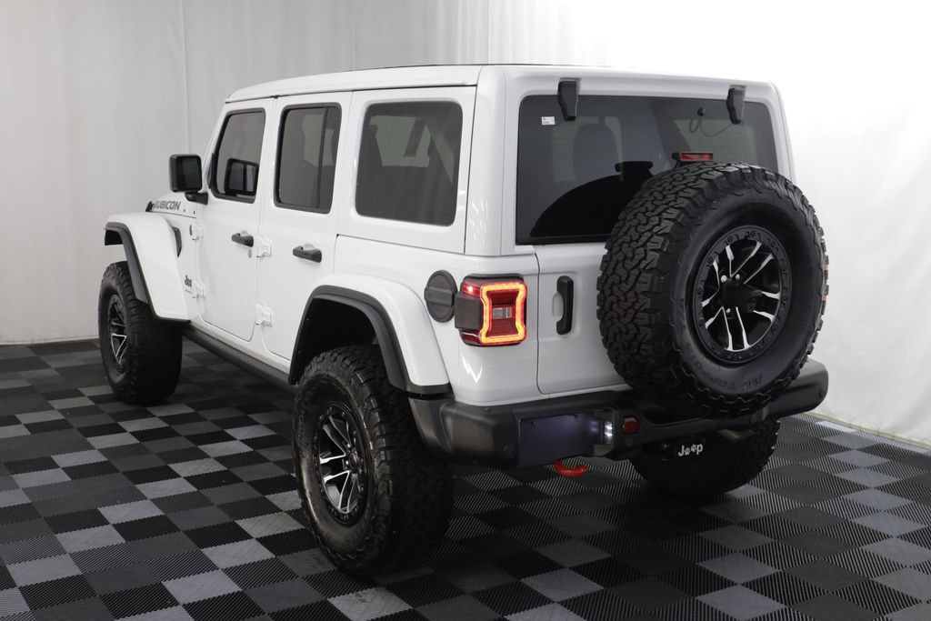 Used 2024 Jeep Wrangler Unlimited Rubicon AWD/4WD image 18