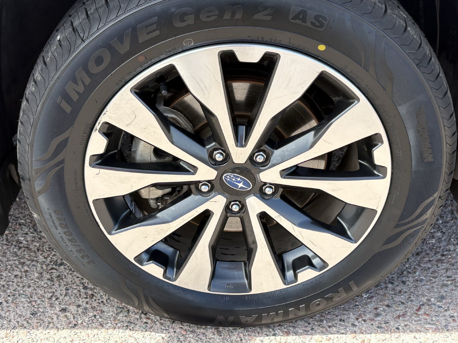 Used 2017 Subaru Outback 2.5i Limited AWD/4WD image 11
