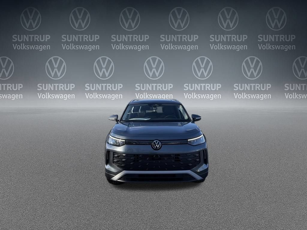 Used 2026 Volkswagen Tiguan SE AWD/4WD image 8