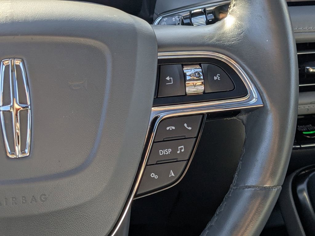 Used 2022 Lincoln Nautilus Reserve w/ Luxury Package image 25