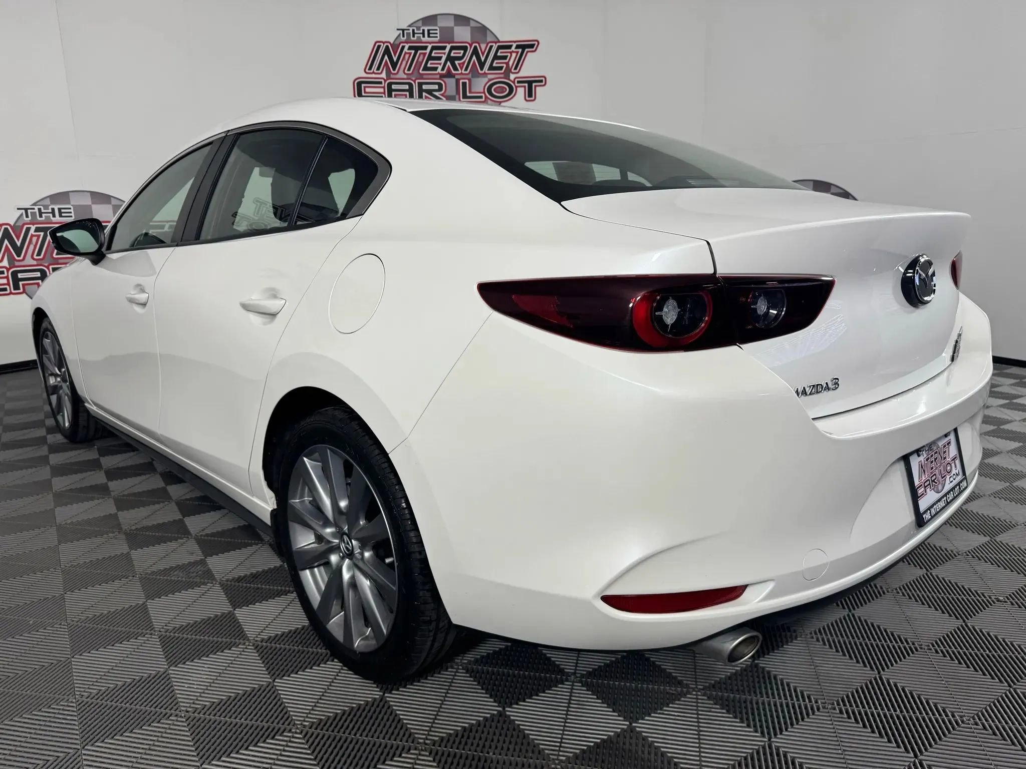 Used 2023 MAZDA MAZDA3 s FWD image 25
