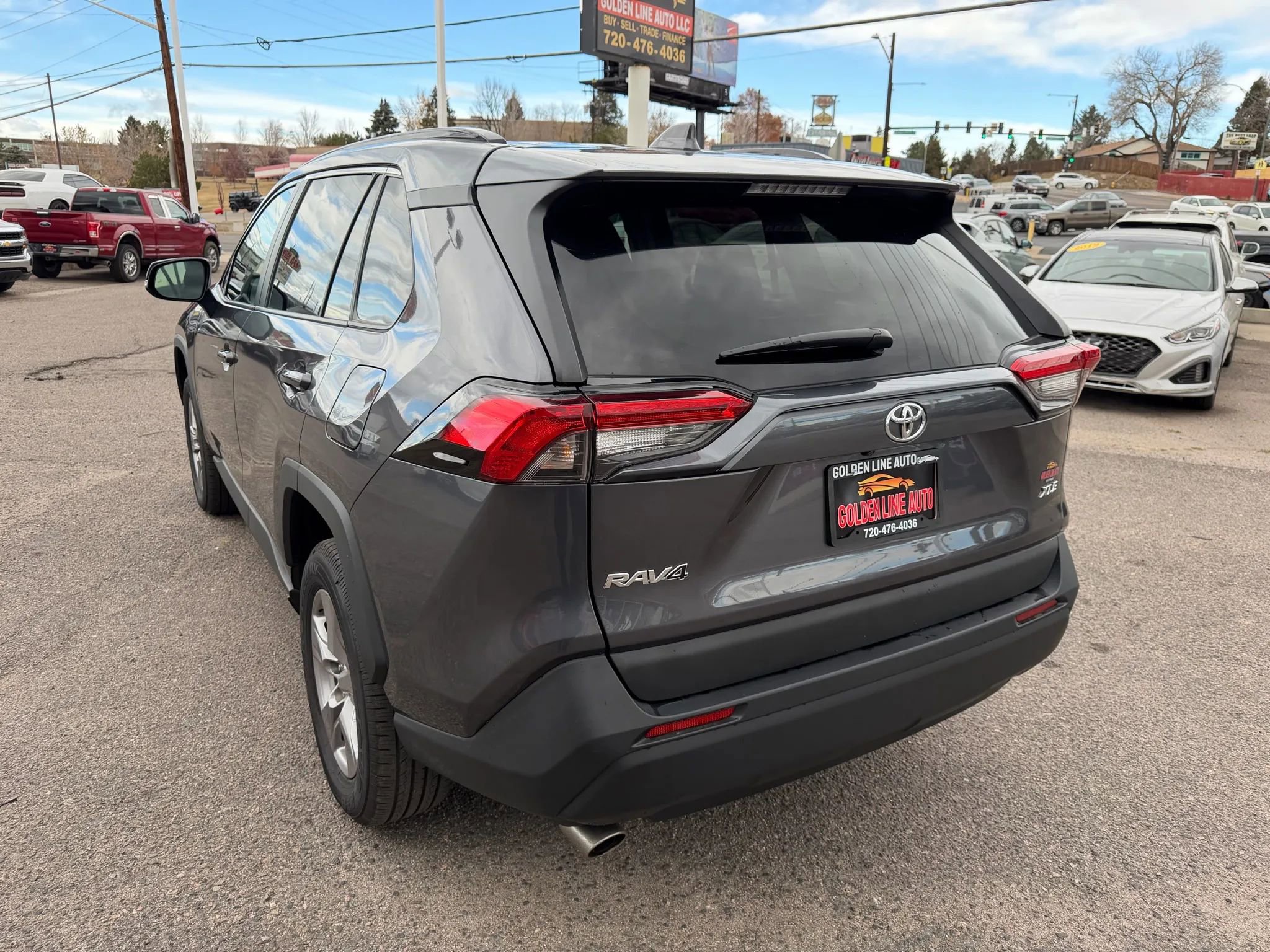 Used 2025 Toyota RAV4 XLE image 6