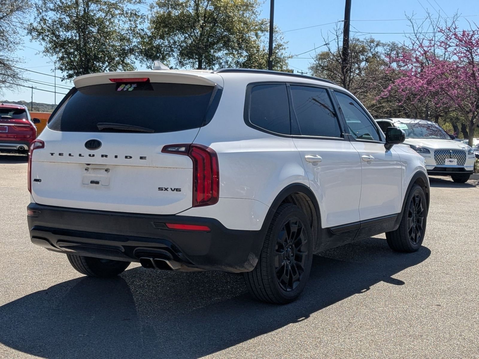 Used 2021 Kia Telluride SX w/ SX Prestige Package image 3