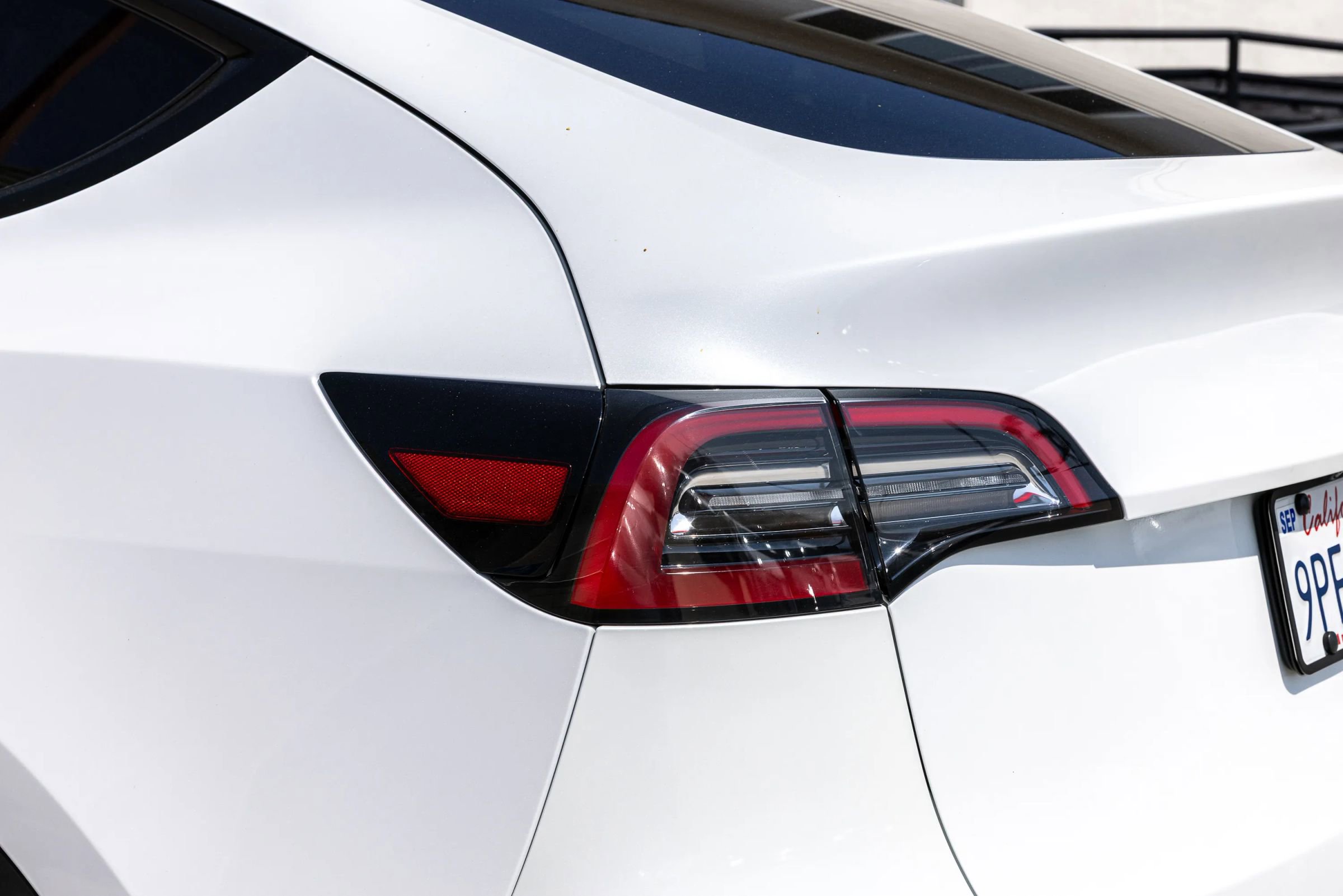 Used 2021 Tesla Model Y Long Range AWD/4WD image 12