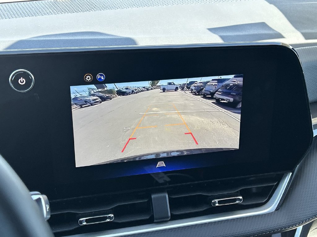 Certified 2026 Chevrolet Equinox LT FWD image 12