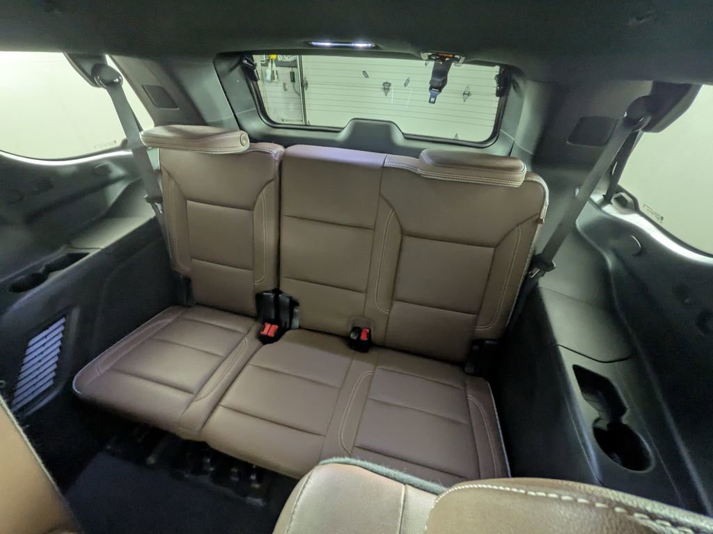 Certified 2024 Chevrolet Tahoe High Country w/ Advanced Technology Package image 41