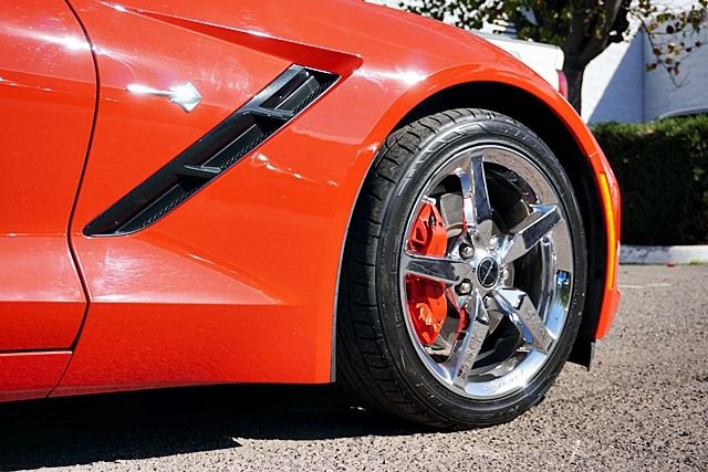 Used 2014 Chevrolet Corvette Stingray Coupe w/ 2LT Preferred Equipment Group image 9