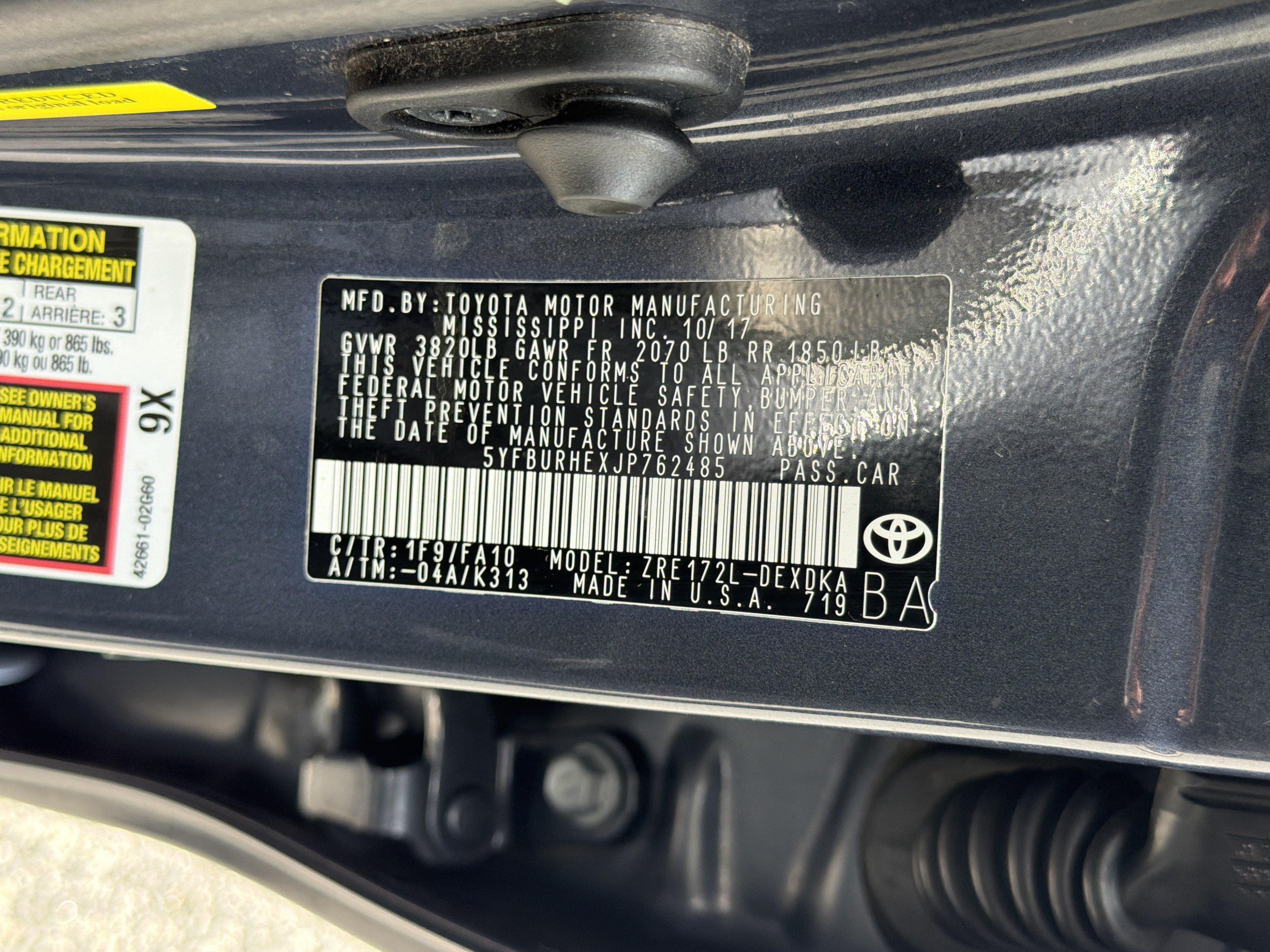 Used 2018 Toyota Corolla L FWD image 38