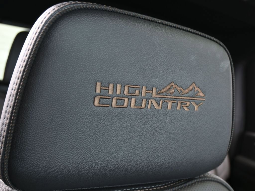 Used 2024 Chevrolet Silverado 2500 High Country w/ Midnight Edition AWD/4WD image 49