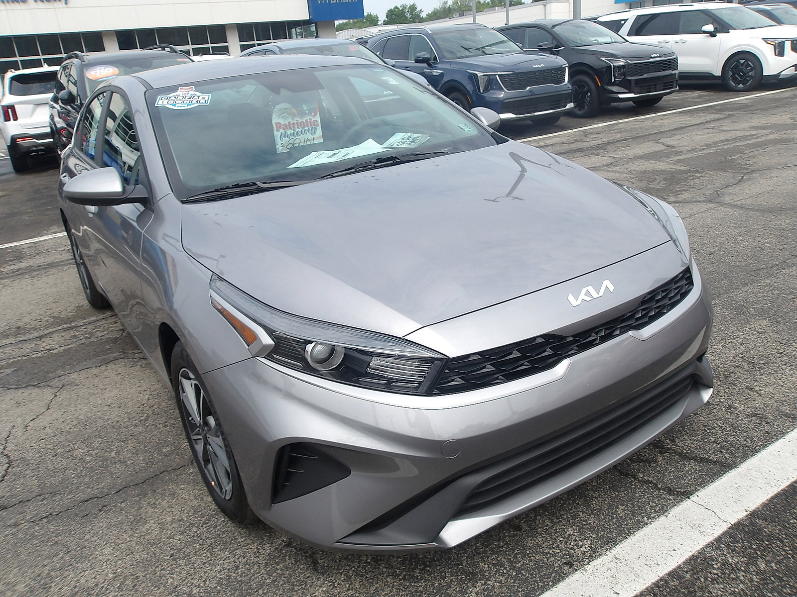 Used 2023 Kia Forte LXS FWD image 1