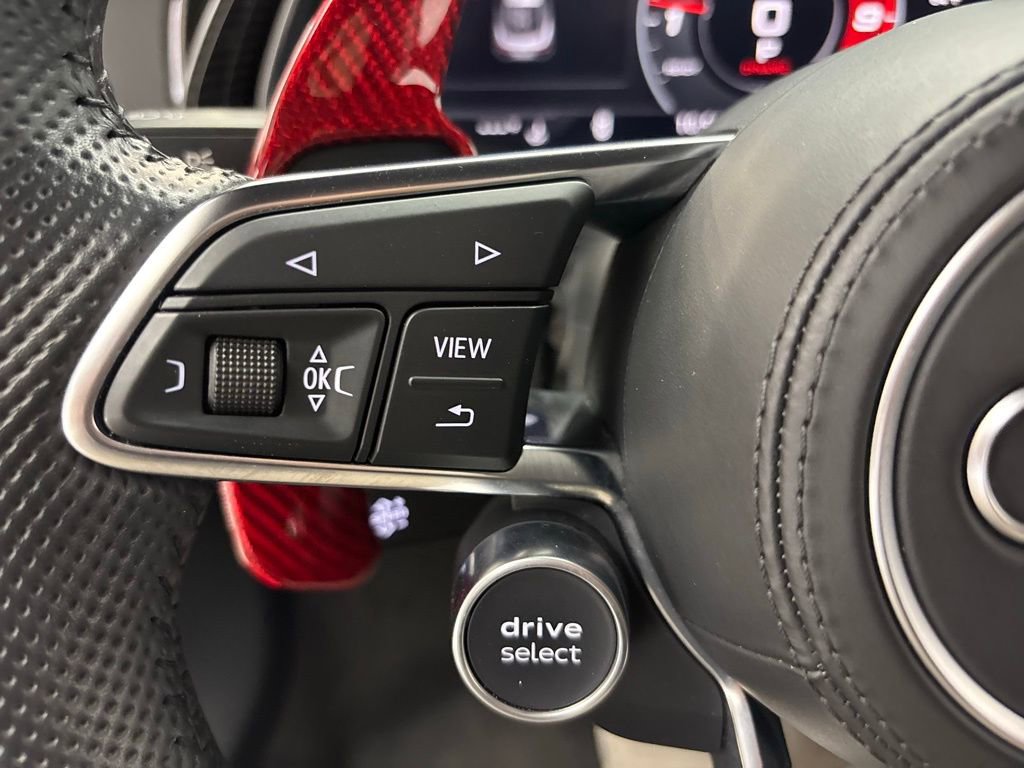 Used 2018 Audi R8 V10 w/ Premium Package image 49