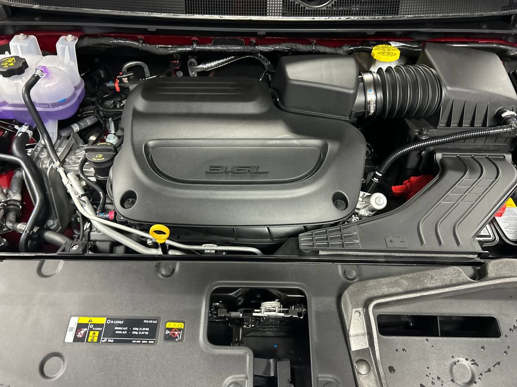 New 2027 Chrysler Pacifica Select w/ Family Tech Group FWD image 25