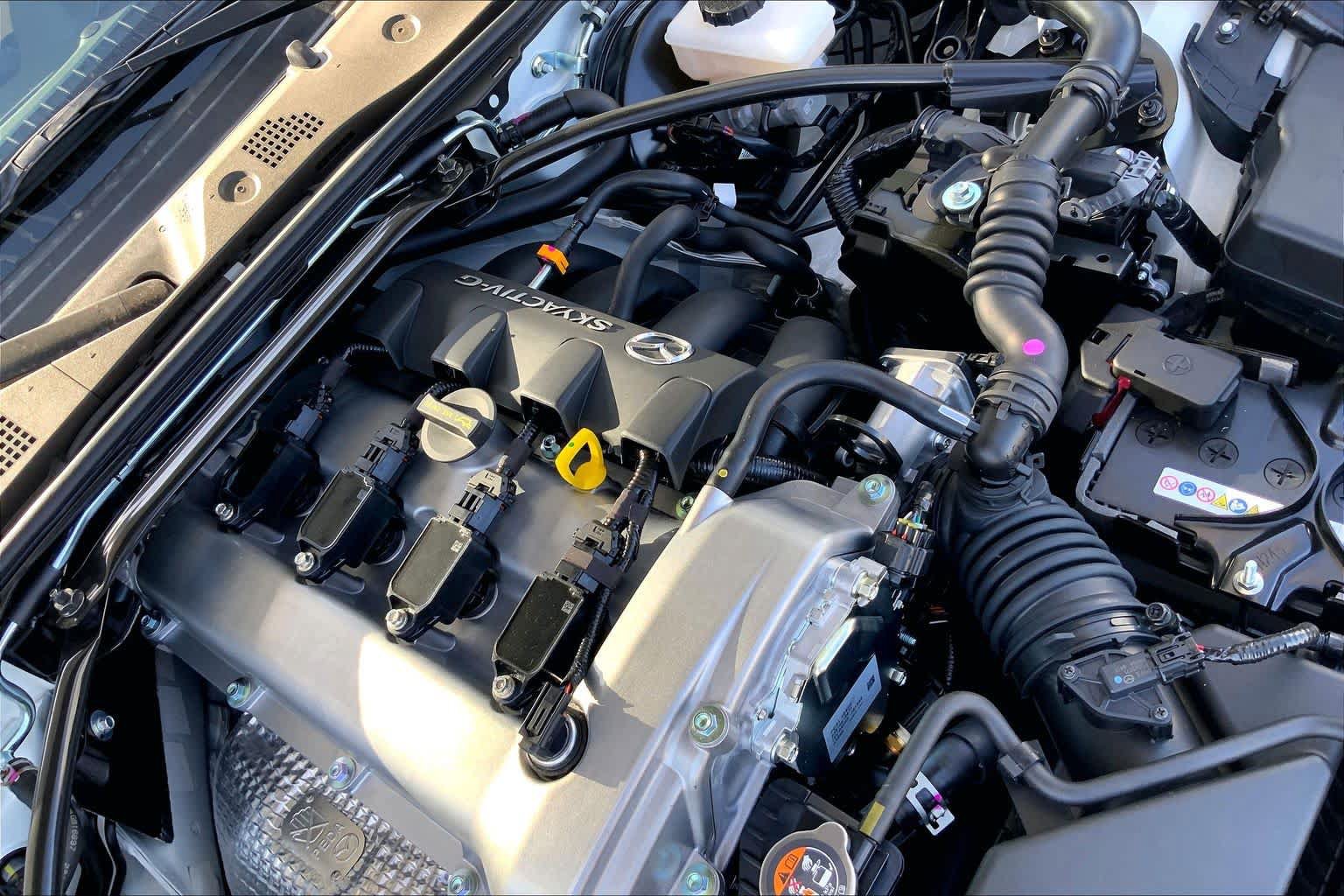 New 2026 MAZDA MX-5 Miata RF Grand Touring RWD image 17