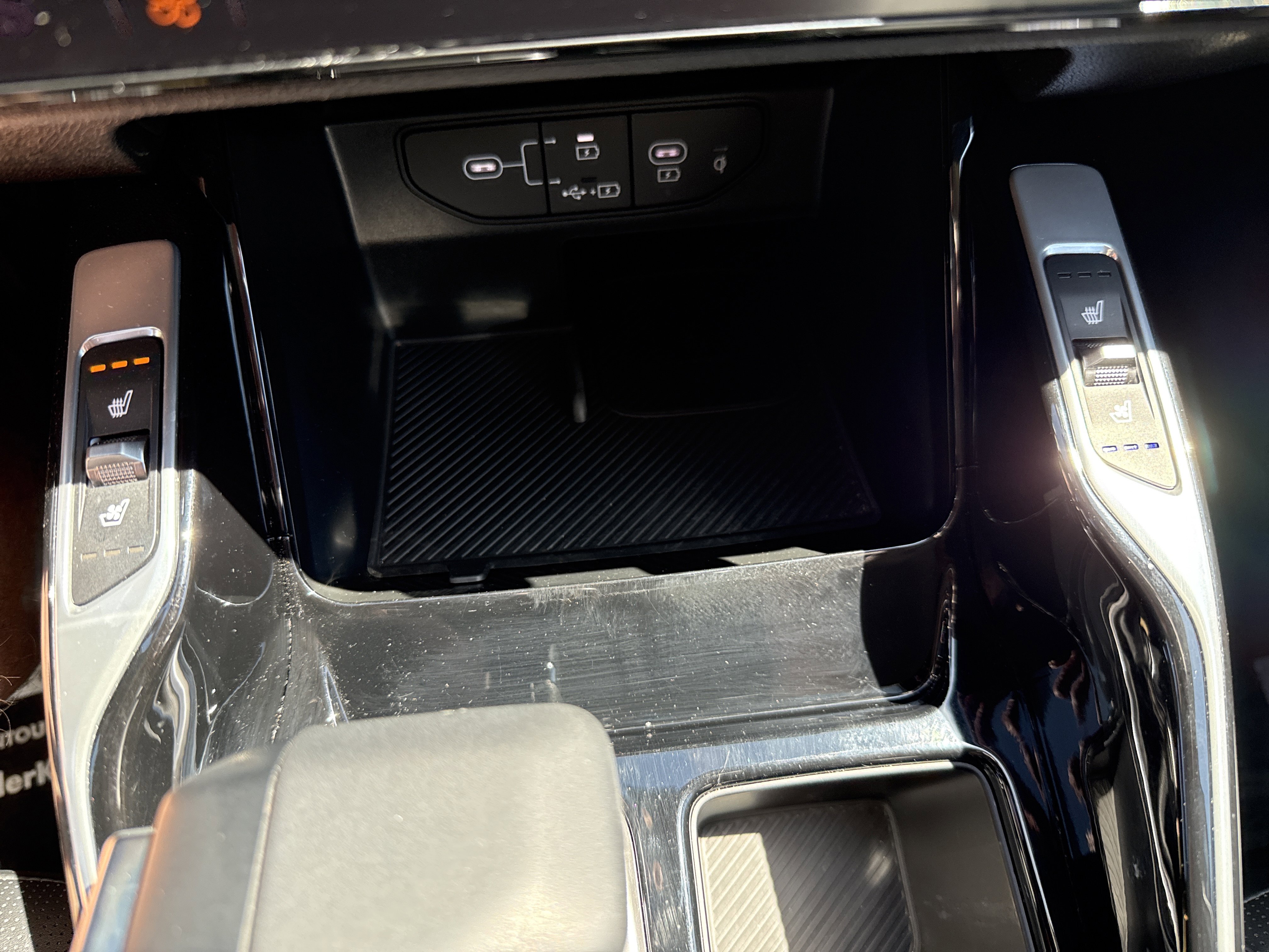 Certified 2024 Kia Sorento SX AWD/4WD image 29