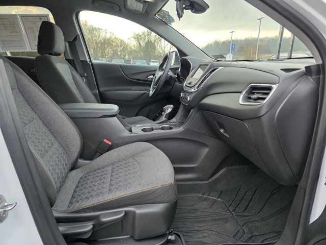 Used 2023 Chevrolet Equinox LT image 20