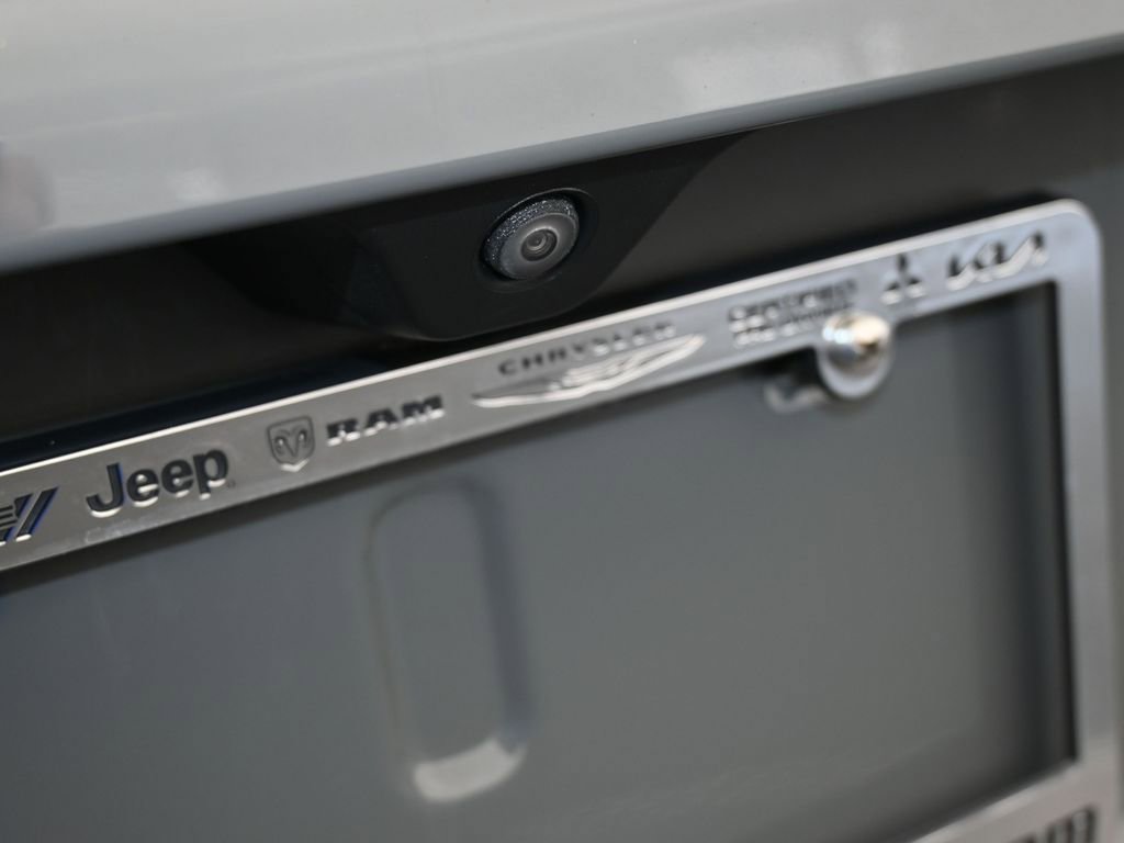 Used 2022 Jeep Compass Limited image 37