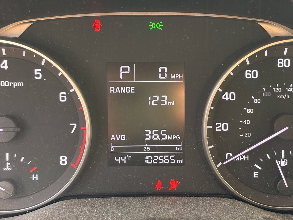Used 2017 Hyundai Elantra SE FWD image 7
