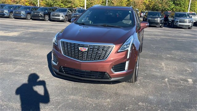Used 2023 Cadillac XT5 Luxury image 3